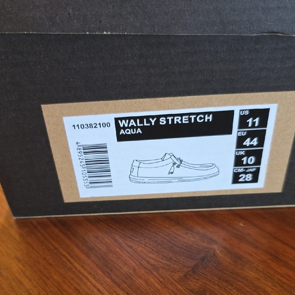 Hey Dude Wally Stretch Aqua Casual Shoes - Picture 2 of 4